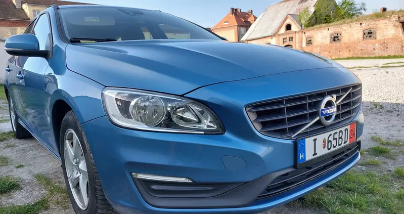 volvo v60 Volvo V60 cena 42900 przebieg: 163200, rok produkcji 2016 z Grodków